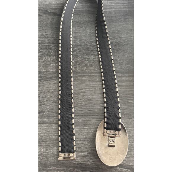 VTG‎ Retro Metal Stretch Elastic Silver Tone Belt Round Ornate Floral Buckle
